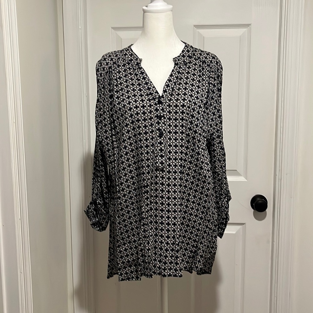 Casual shirt, worn once. Size XL, relaxed fit.